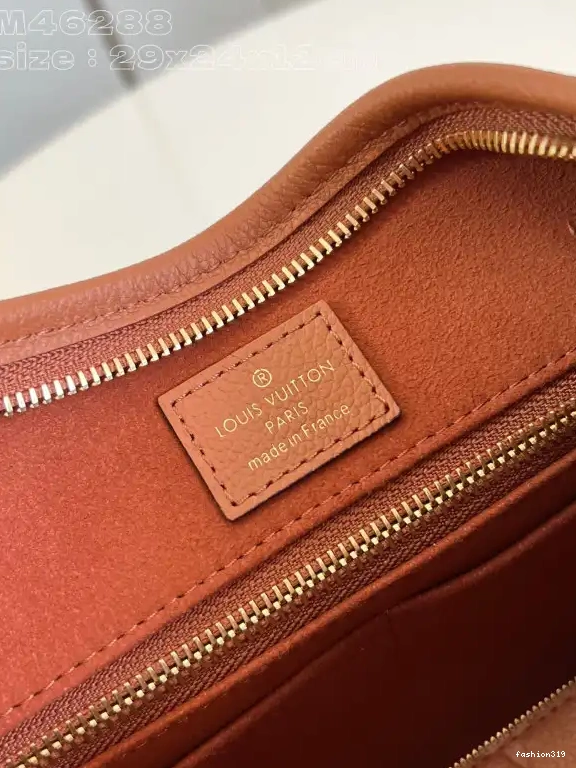 CARRYALL PM-29*24*12cm LOUIS VUITTON 0426